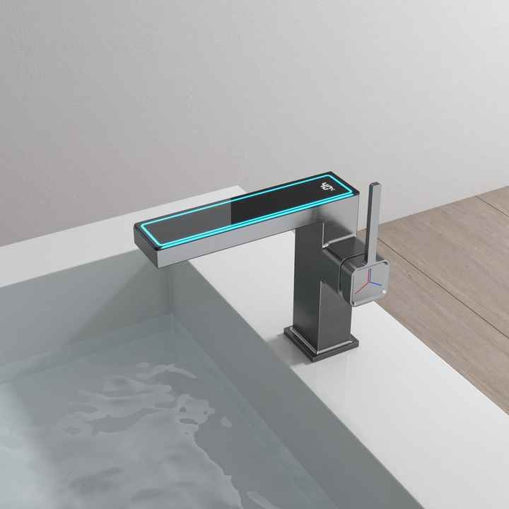Akıllı Dijital LED Ekranlı Musluk – Sıcaklık Göstergeli Modern Banyo Bataryası