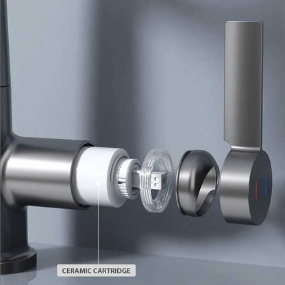 Akıllı Dijital Ekranlı Lavabo Musluğu – Sıcaklık Göstergeli 360° Dönebilen Modern Batarya