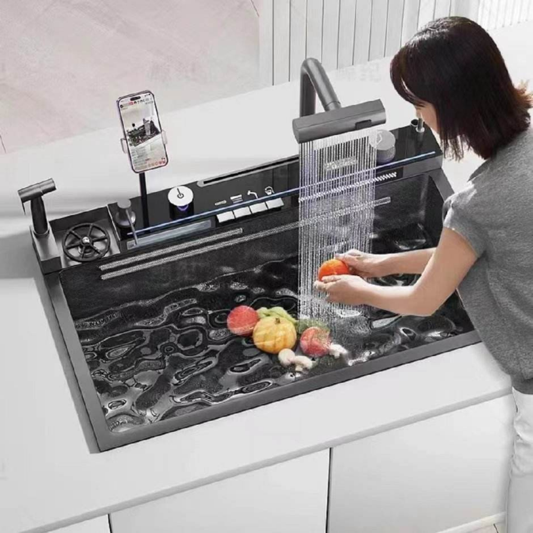 Premium Akıllı Mutfak Evyesi – Şelale Batarya ve Çok Fonksiyonlu Evye Seti